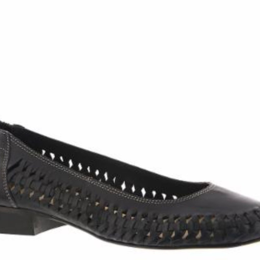 David Tate Black Pisa low-heel Women's Black Slip-on Pumps Italian Leather Sz 7N